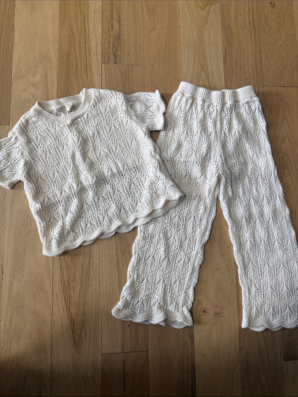 Jessica Simpson/ Toddler girls crochet set -3T